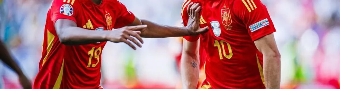 Descubriendo las tácticas y la cantera de la selección española Descubriendo las tácticas y la cantera de la selección española