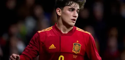 Festival del fútbol español y la pasión carnavalera en el Día del Derbi