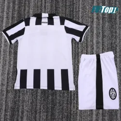 Camiseta Calidad Premium Juventus Local 2014/15 Antigua (Camiseta + Pantalón Corto)