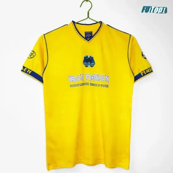 Camiseta West Ham United x Iron Maiden 2008/09 Amarillo Retro